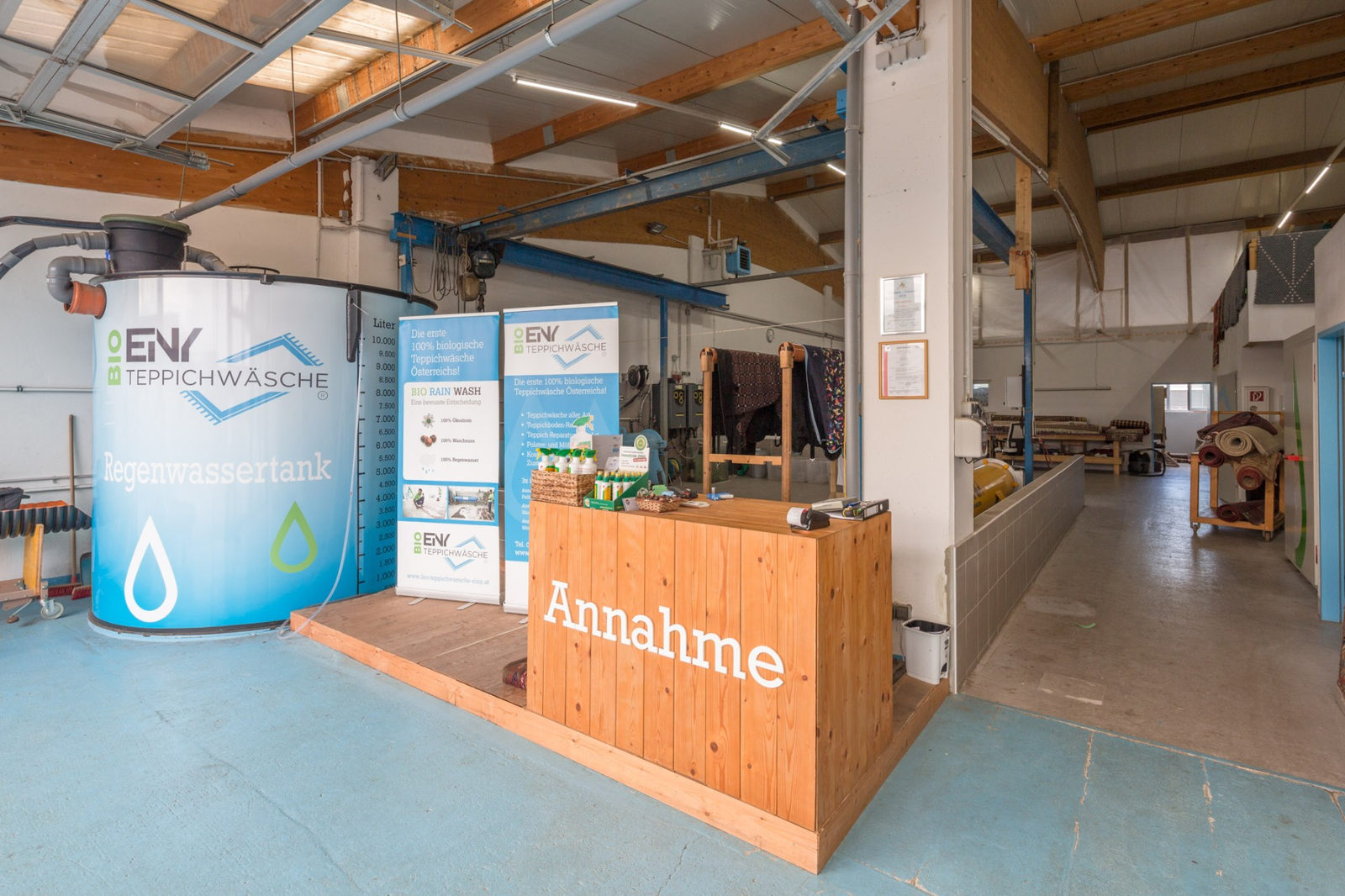 Annahmebereich der Bio Teppichwäsche Einy in Salzburg/Wals-Siezenheim